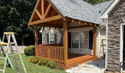 Deck & Fence Staining